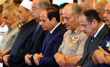 الرئيس السيسي مع شيخ الأزهر في صلاة العيد
