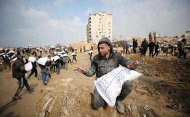 Aid agencies have struggled to distribute aid in Gaza