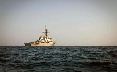  The Arleigh Burke-class guided-missile destroyer USS Carney