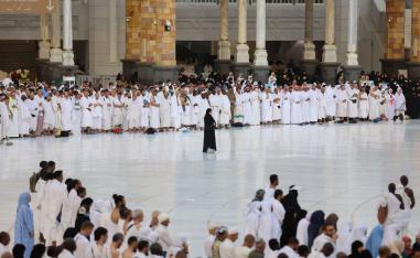 السعودية تؤكد أن الجميع سواسية في الحج