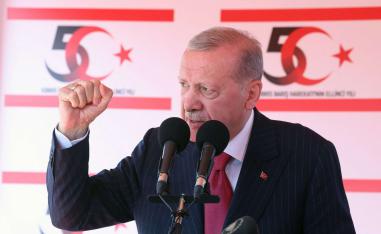 أردوغان: نحن نواجه فاشية رقمية لا تتسامح حتى مع صور الشهداء الفلسطينيين وتحظرها على الفور