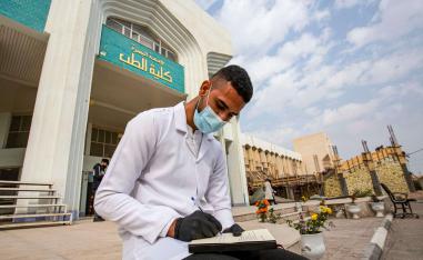 طفرة في عدد الجامعات والمدارس الأهلية التي تخرج أعداداً كبيرة من الطلاب سنوياً