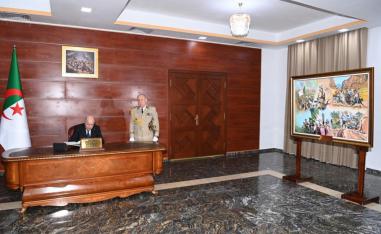 الرئيس الجزائري عبدالمجيد تبون مع قائد الجيش السعيد شنقريحة