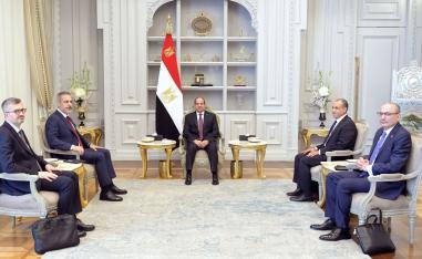 مصر تواصل جهودها لوقف اطلاق النار في قطاع غزة