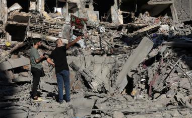 Israeli attacks on the Hezbollah group in Lebanon have killed more than 1,000 people and wounded 6,000 in the past two weeks