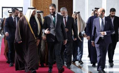 قطر قدمت عروضا للشرع بتقديم الدعم الفني لاستئناف الرحلات التجارية