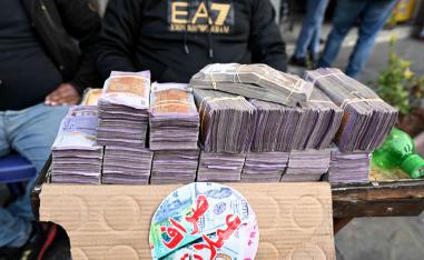 ما كان محظورا في عهد الأسد أصبح مباحا في ظل إدارة جديدة لم تتضح رؤيتها الاقتصادية بعد