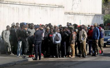 موجات الهجرة غير النظامية من دول الساحل الإفريقي تتزايد نحو أوروبا