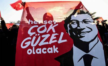 Supporters of Istanbul Mayor Ekrem Imamoglu take part in a demonstration outside Istanbul municipality against his detention over a corruption probe
