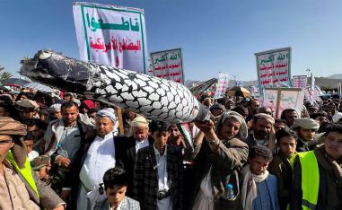 Houthi supporters demonstrate to show solidarity with the Palestinians in the Gaza Strip