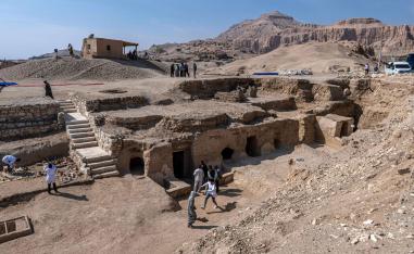 اثار