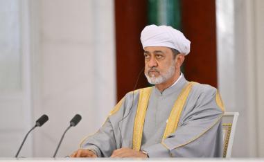 عُمان من السلطان قابوس إلى السلطان هيثم.. صوت العقل والحكمة