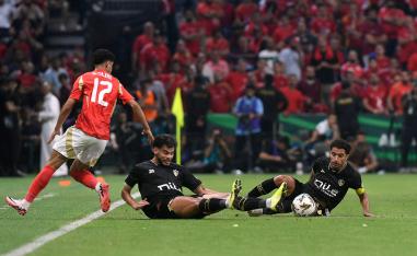 دوري استثنائي
