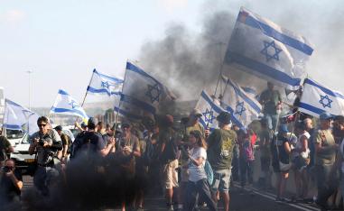 Demonstrators block Israel's main highway connecting Jerusalem and Tel Aviv
