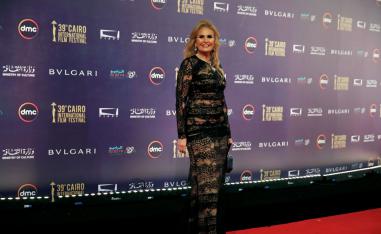 يسرا تمتلك مسيرة فنية وإسهامات متميزة في دعم الثقافة والفنون 