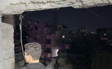 أضرار مادية بالمنزل مع إصابة امرأة