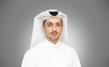 حمد علي الخاطر  يخلف بدر محمد المير على رأس مجموعة الخطوط القطرية 