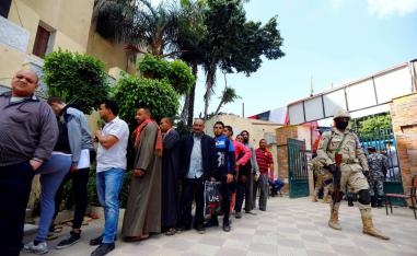 السيسي دعا لضمان شفافية العملية الانتخابية