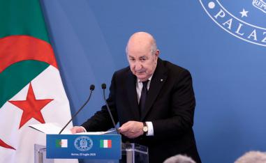 التعديلات تضمنت إمكانية أن يقرر رئيس الجمهورية الدعوة إلى تنظيم انتخابات محلية مسبقة