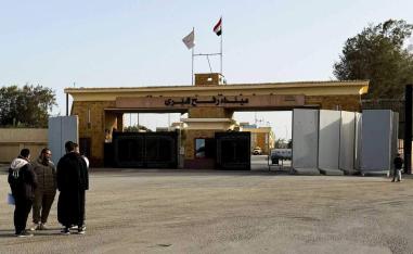 عدد المغادرين والقادمين عبر معبر رفح في أول يوم سيكون 100 شخص