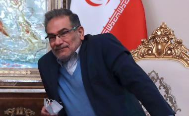 شمخاني أحد أكثر المستشارين الذين نالوا ثقة الزعيم الأعلى