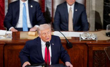 ترامب يتهم ايران بقتل جنود ومدنيين أميركيين