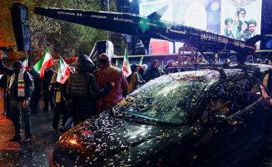 طهران تواجه اختبارا مزدوجا