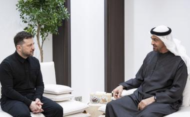 الرئيس الاماراتي يبحث مع نظيره الاوكراني التوترات في المنطقة