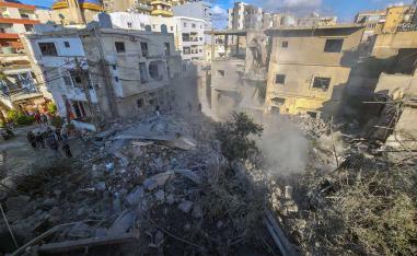 Israel continues to strike south Lebanon