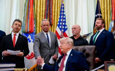 Controversies pressure White House