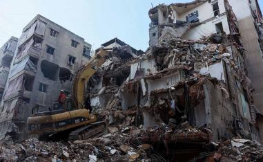 Israel pounded Beirut