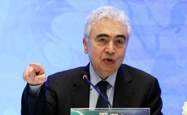 The IEA is studying the blockade's impact on the global oil market