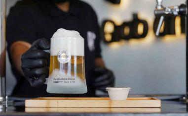 Saudi Arabia has allowed one licensed shop as it tries to lure more expatriates