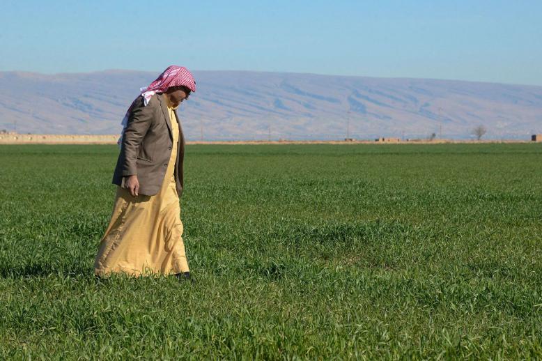 أبوعناد: تركنا الأرض خوفا على أرواحنا