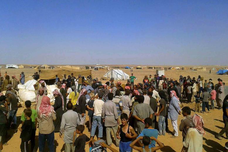 الفقر والجوع في قلب الصحراء يجبران النازحين على المغادرة نحو المجهول