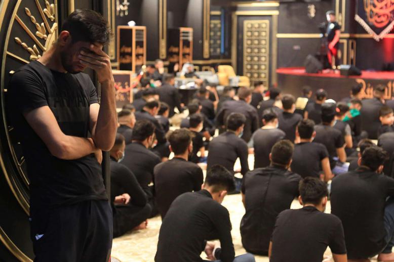 "الحسين ثورة"