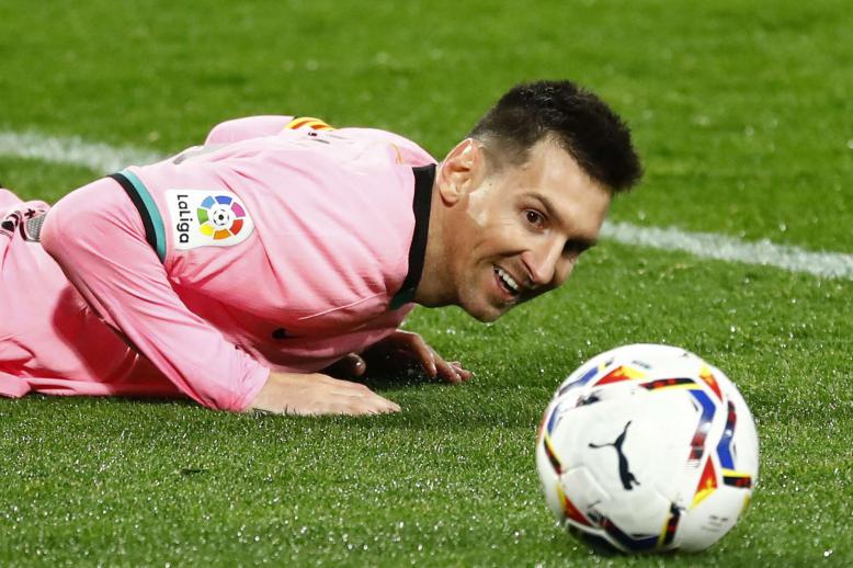 شكوك حول مستقبل ميسي مع برشلونة