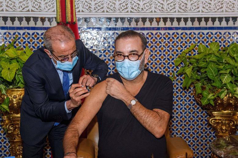 King Mohammed VI being inoculated against COVID-19