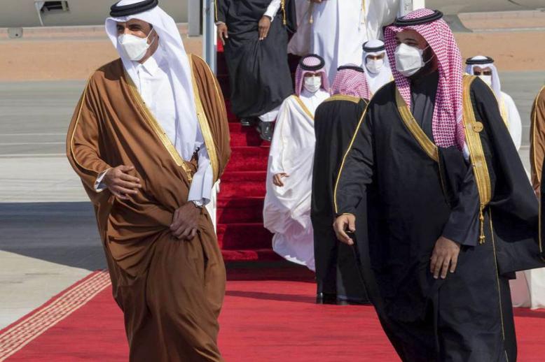 ولي العهد السعودي الأمير محمد بن سلمان يستقبل أمير قطر الشيخ تيمي بن حمد في العلا بالسعودية
