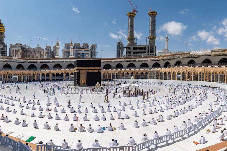 Saudi Arabia expands the capacity of the Grand Mosque during Ramadan