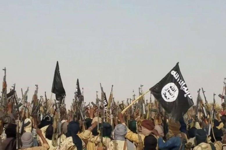 داعش افريقيا يتخلص من زعيم جماعة بوكو حرام وعشرات من قادتها بينما يعمل على استقطاب مقاتليها وعددهم بالآلاف