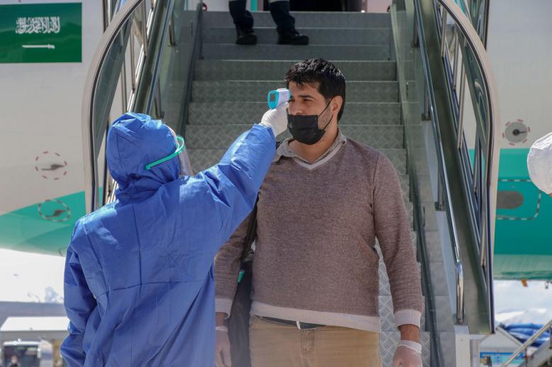 السعودية تشهد انخفاضا ملحوظا في أعداد الإصابات بكورونا