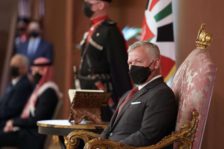سلطات الملك تتعزز في الدستور الجديد