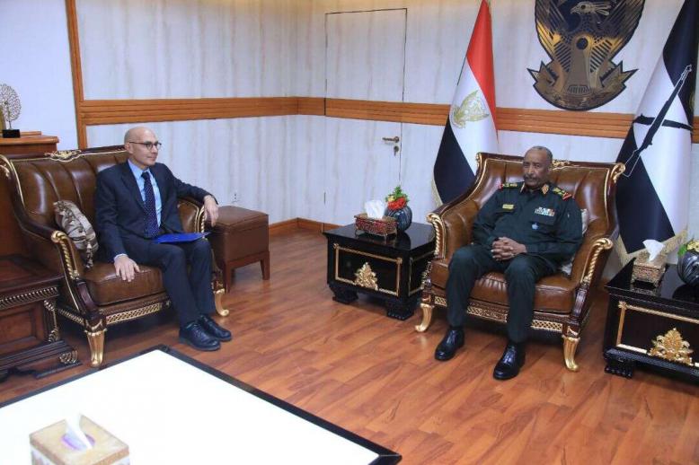 البرهان يشدد على التزام السودان بالمواثيق والعهود الدولية الخاصة بحماية حقوق الإنسان.
