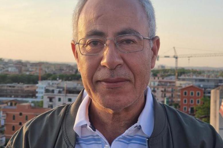عزالدين عناية