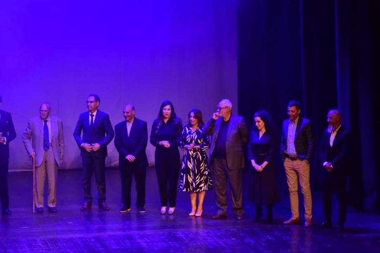 مهرجان المسرح المحترف 