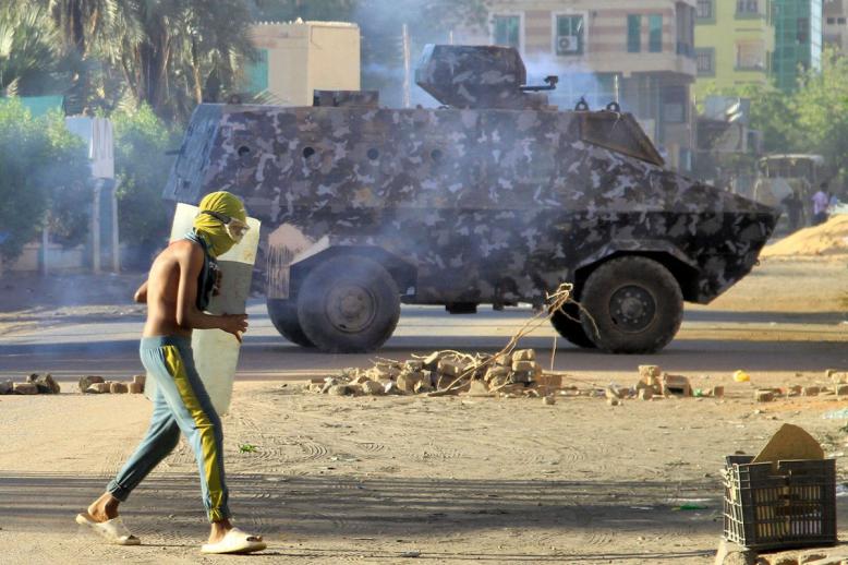 اللجوء الى الشارع سيؤدي لتداعيات خطيرة على السلام في السودان