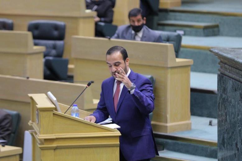 ضغوط أردنية تنتهي بتسليم البرلماني عماد العدوان
