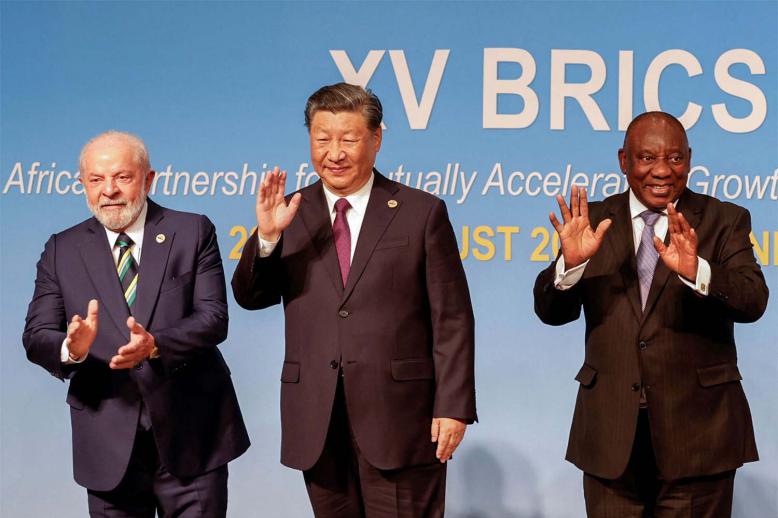 The BRICS has decided to invite Argentina, Egypt, Iran, Ethiopia, Saudi Arabia and the UAE to become new members of the bloc