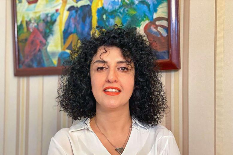 منح جائزة نوبل للسلام لنرجس محمدي يسلط الضوء على شجاعة وتصميم المرأة الإيرانية